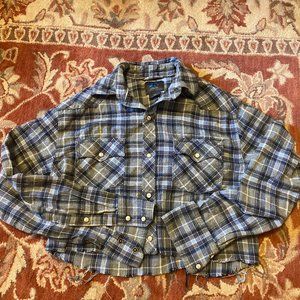 Cropped Flannel Size SMALL Brand: just keep livin